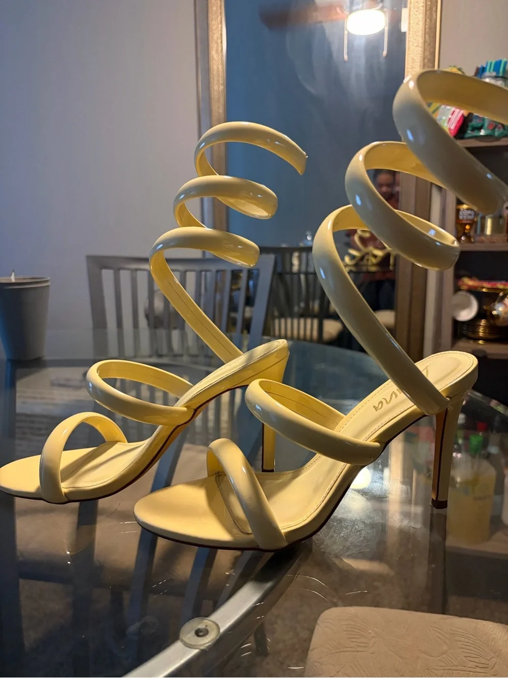 Lilliana elegant yellow